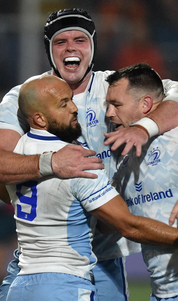 Leinster players celebrate after scoring a try against Edinburgh