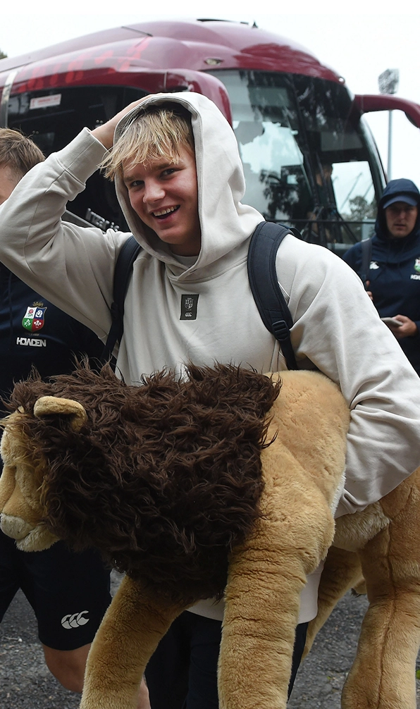 Hoodies Shop-by-Size