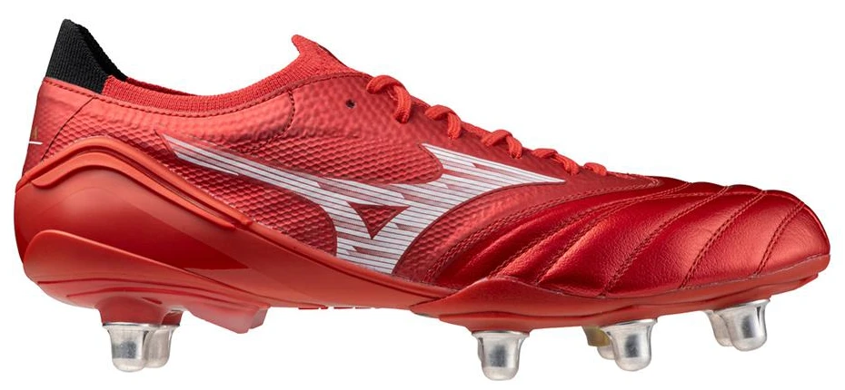 The Mizuno Adults Morelia Neo IV Β Elite Soft Ground Rugby Boot in ruby red. A boot made for all players.