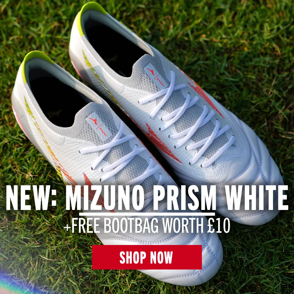 Mizuno Prism White Rugby Boots A close up shot of the Mizuno Japan boots in the latest Prism White colour.