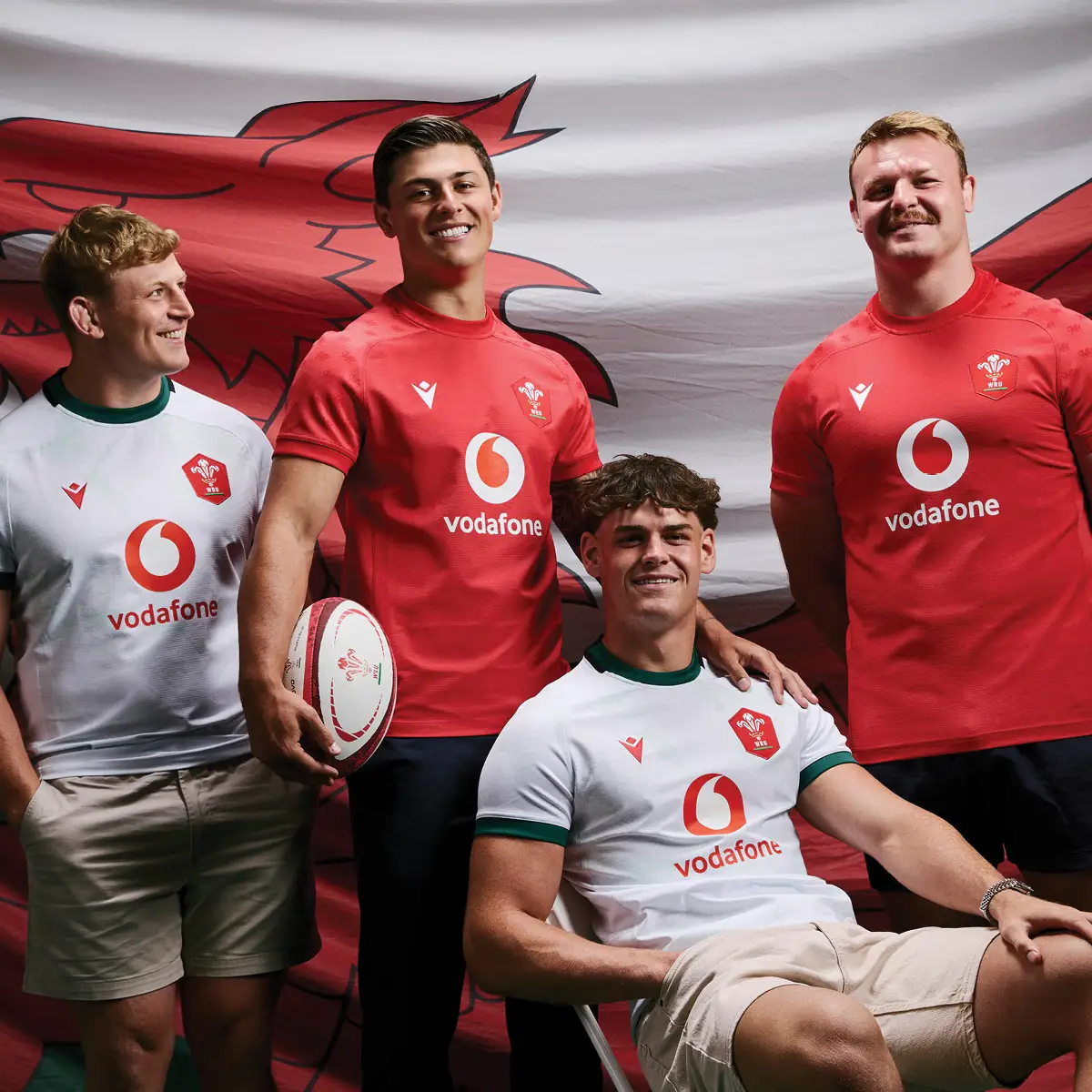 Wales Home and Away Rugby Shirts Jac Morgan, Dewi Lake, Eddie James & Louis Rees-Zammit schow off the new 26/27 home and away rugby shirts for Wales.